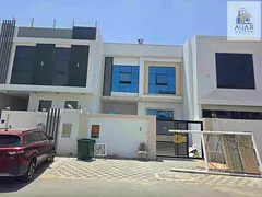 Townhouse for sale at a very special price, close to all services