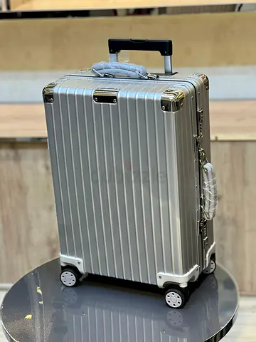 RIMOWA classic cabin s suitcase in Silver -  Aluminum
