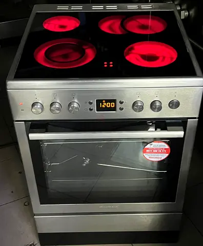 Bloomberg Electric Ceramic Stove 4 Burners 60×60cm Mint Condition