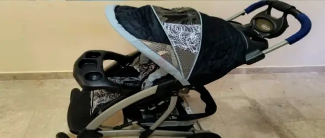 Baby hug stroller