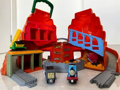 Thomas and friends train carry along set