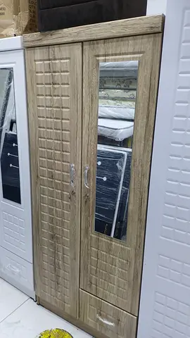 Stylish Wooden Wardrobe with Mirrors