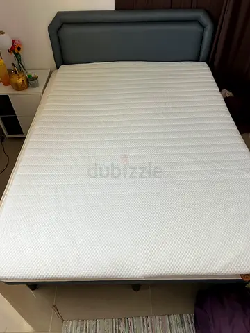 Queensize mattress topper Ikea