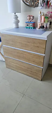 Modern 3-Drawer Chest of Drawers - Perfect Storage Solution