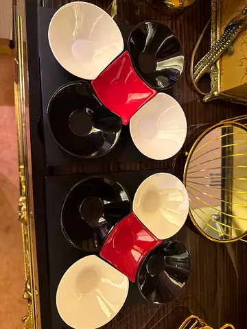 Elegant Set of Decorative Serving Bowls