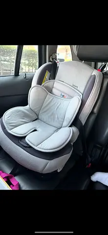 Very clean Reliable and Comfortable Toddler Car Seat for Sale