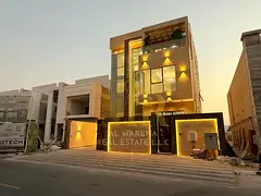 Own your dream villa and invest in a refined style in a luxurious villa in the heart of Halio "