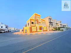 For sale: Corner villa, residential/commercial, land area 4500 sq ft, five master bedrooms, asking p