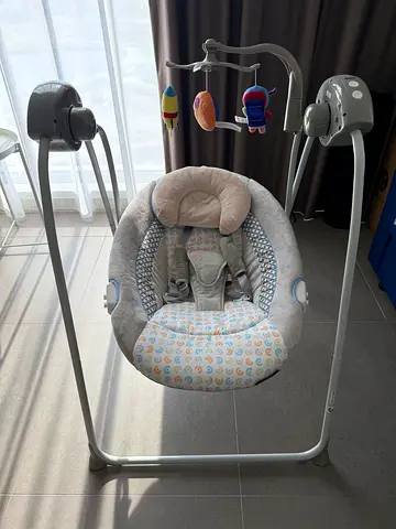 Juniors Baby Swing