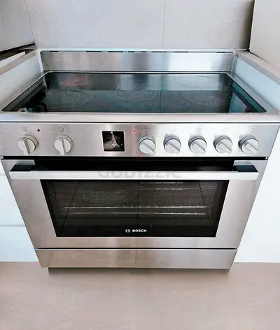 Bosch Series 8 Electric Ceramic Cooker – 90 x 60 cm | Premium Germany Made