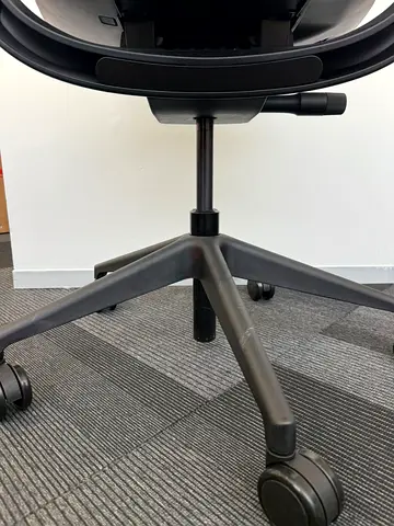 Comfortable Office Chair with Adjustable Height