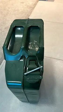 Metal Jerry Fuel Can 20 Lts