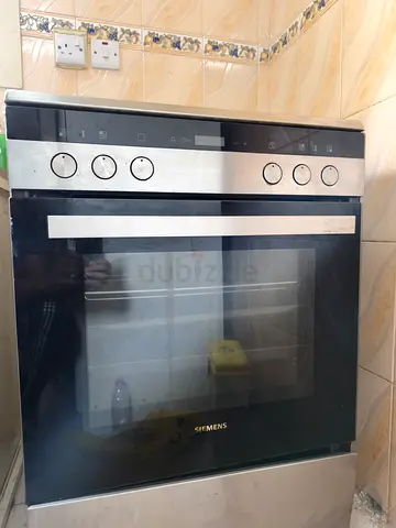 Siemens Built-In Oven for Sale - Excellent Condition