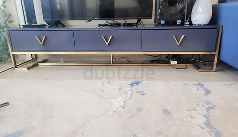 Tv table