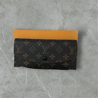 Stylish Louis Vuitton Wallet for Sale