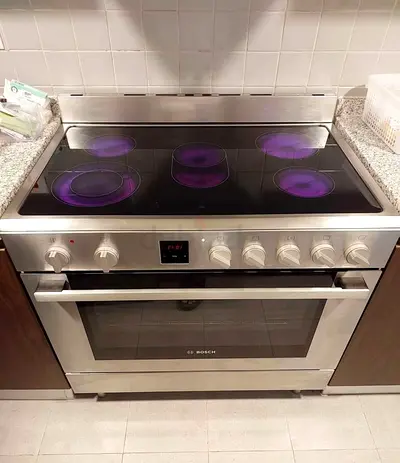 Selling BOSCH Brand 5 Eyes Full Electric Ceramic Cooker Range Size 90cm