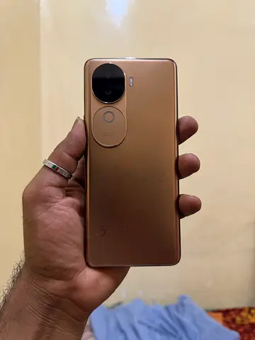 Vivo v40e Smartphone 8+8 ram 128gb rom