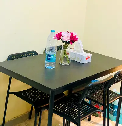 Table  4 Chairs for sale