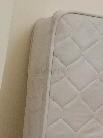 Queen size mattress 15 cm thickness