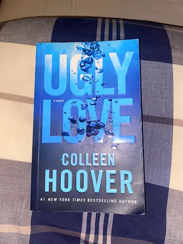 Ugly Love by Colleen Hoover