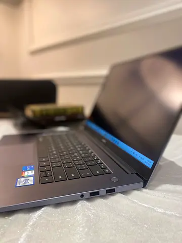 Huawei MateBook D15 | i5 | 8GB RAM | 512GB SSD | شبه جديد