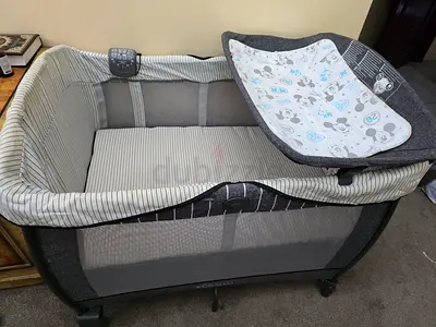 Graco Contour Prestige Playpen with Changing Table