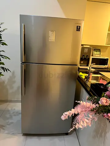 Samsung 720L Refrigerator same like new