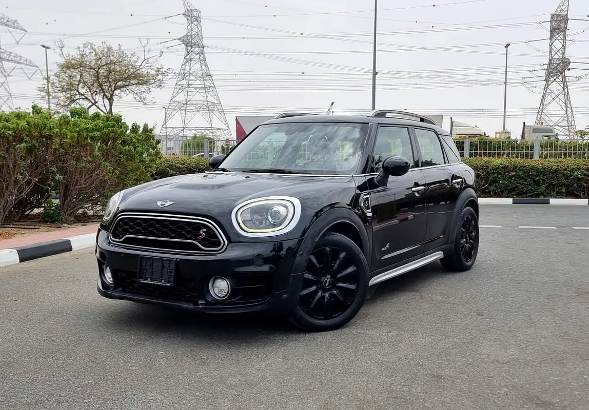 MINI Countryman 2018 — photo 1 of 9