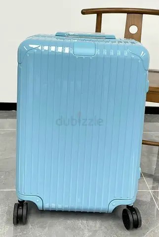 Rimowa Essential cabin blue