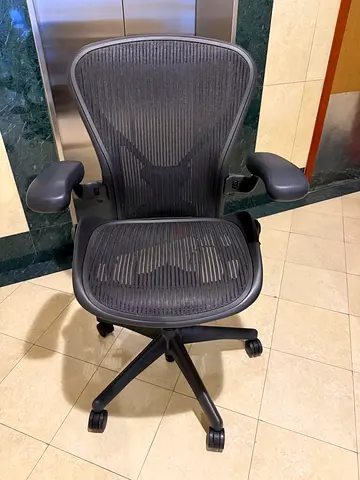 Herman Miller Areon Classic Chairs For Selling