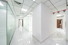 Prime Location | Modern | Fully Fitted