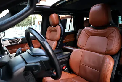 صورة 10 لـ 2021 Lincoln NAVIGATOR