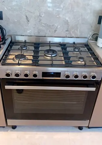 Bosch series 8 full gas cooker for sell 90×60cm
