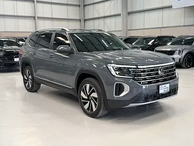 2,370 AED / Month | 0% DP AVAIL | TERAMONT COMFORTLINE CAPTAINS CHAIRS | VW WARRANTY