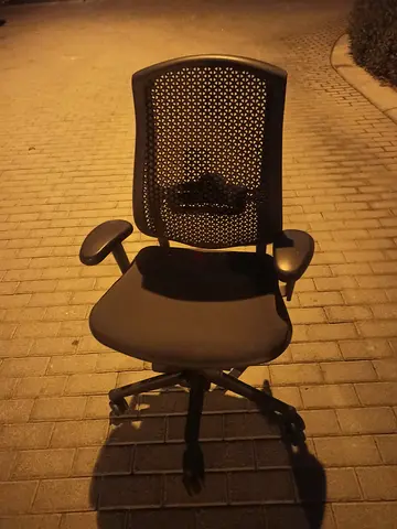 Chair Herman Miller Celle Chair - Adjustable Lumbar Support Seat Height Depth Adaptive Armrest Tilt