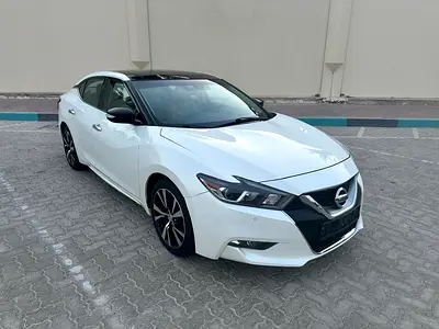 Urgent Nissan maxima model 2018 Gulf full option