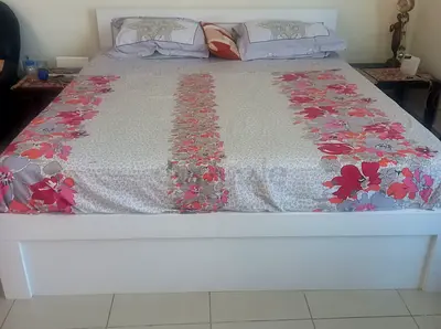 King Size Comfort! Brand new bed with 2 drawers  medical mattress (230mm) – AED 1500.