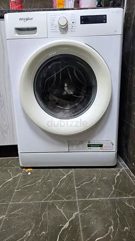 Whirlpool Front-Load Washing Machine in Excellent Condition