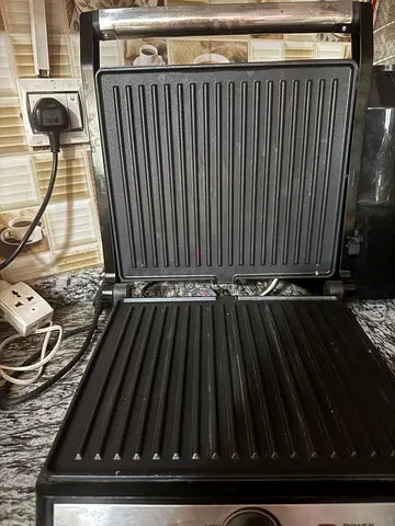 Electric grill