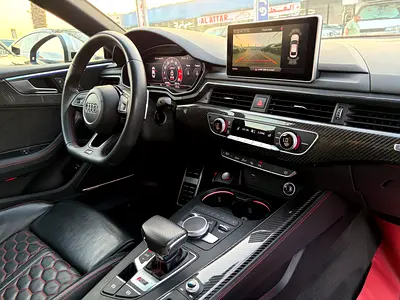 صورة 9 لـ 2018 AUDI RS5