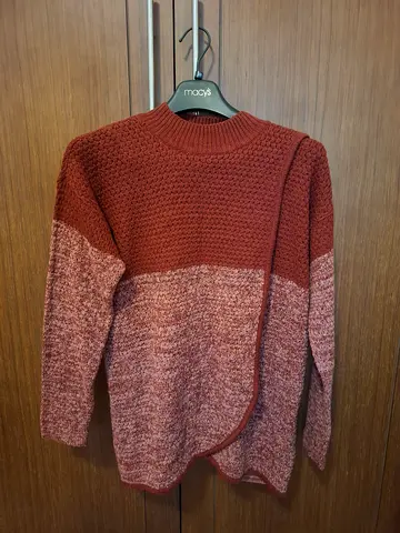 Cozy Warm Jason Maxwell Sweater in Rust and Brown