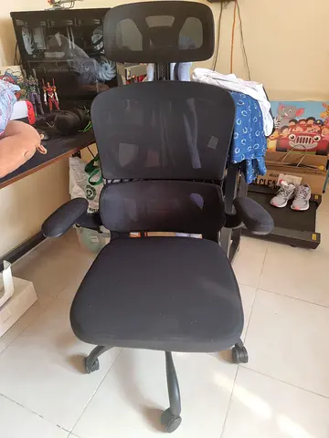 Ergonomic Office Chair in Excellent Condition