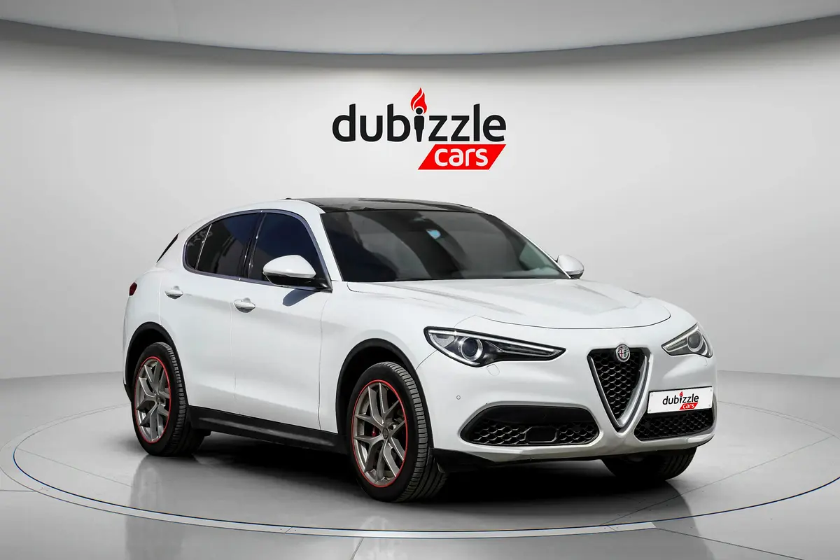 Alfa Romeo Stelvio 2019 — photo 1 of 17