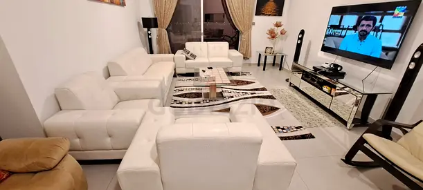7 seater white leather sofa