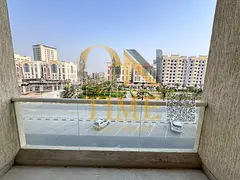 LIMITED UINT STUIDO WITH BALCONY | PARKING | FREE HOLD | FREE REGISTRATION | DIRECT ON E311 |