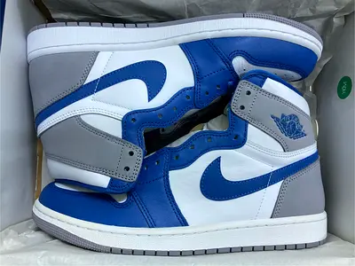Air Jordan 1 High True Blue