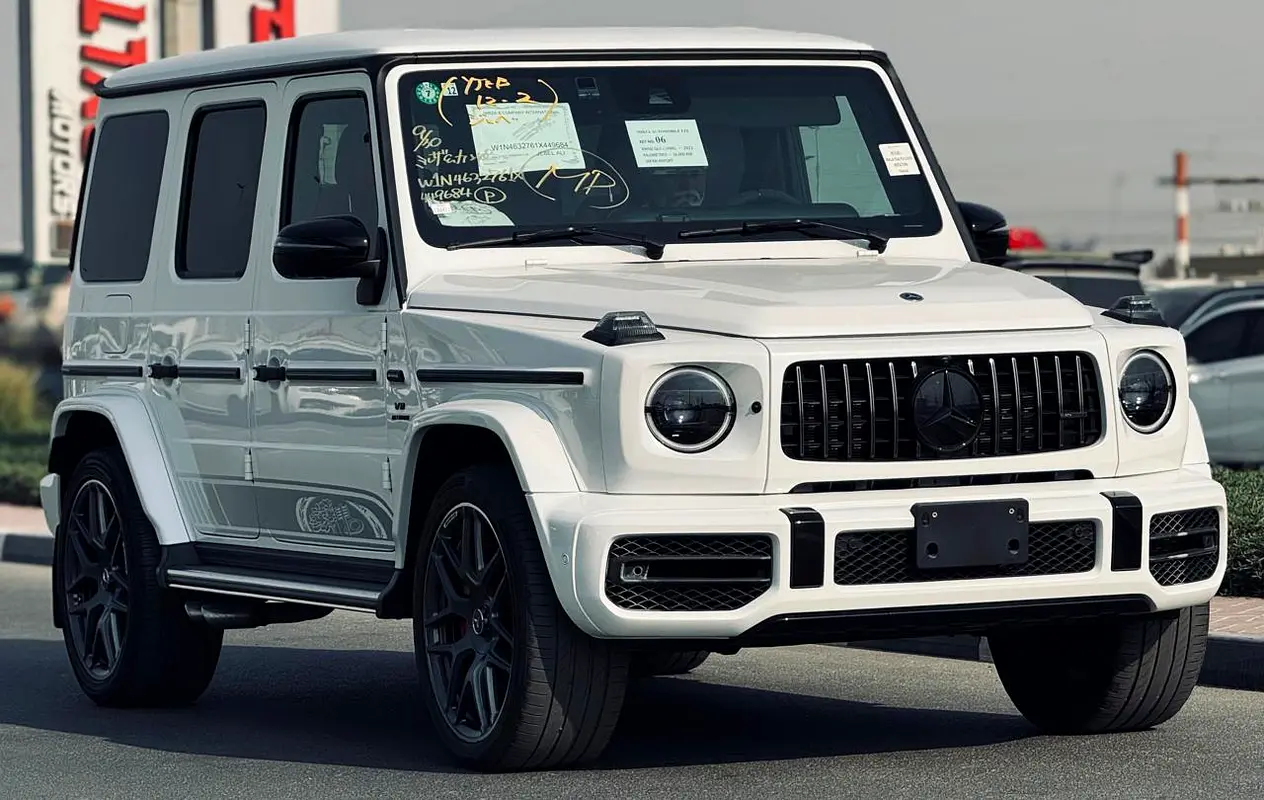 Mercedes-Benz G-Class 2023 — photo 1 of 19