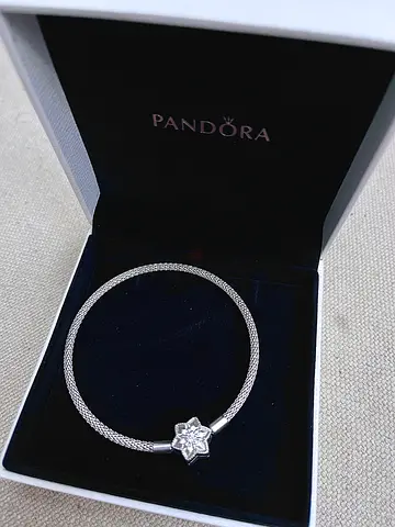 Authentic Pandora Snowflake bracelet silver 18k 21k 22k 24k cartier fossil tumi rado omega tag heuer