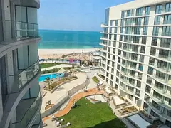 High floor l Brand new l water view