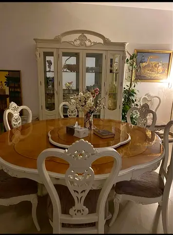 Elegant Vintage Dining Set with Hutch